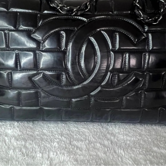 Chanel Black Quilted Vinyl Large Frozen Tote Bag - Picture 2 of 15